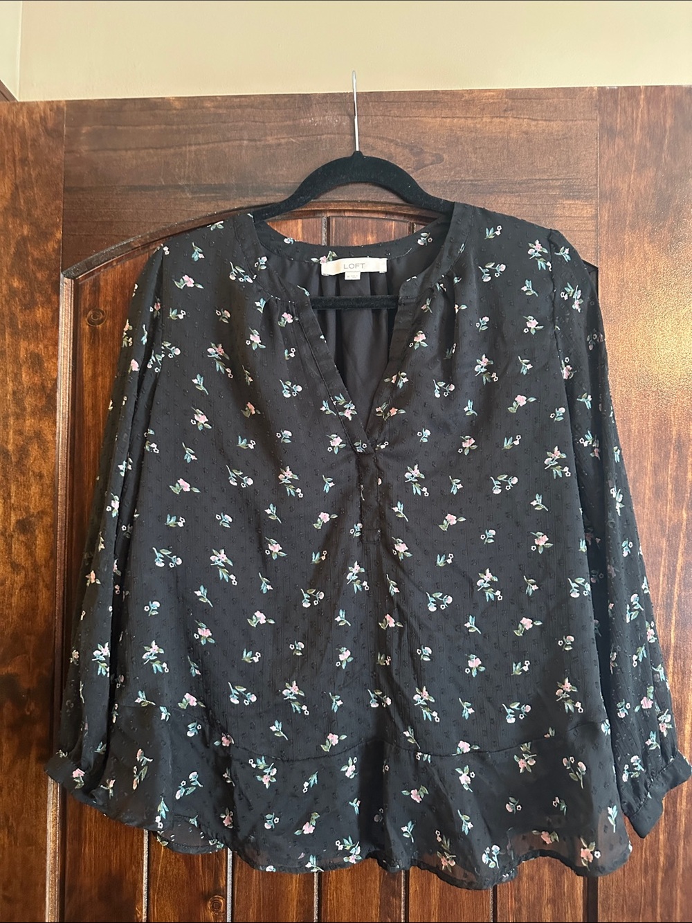 LOFT Black Floral Button-Front Long Sleeve Blouse